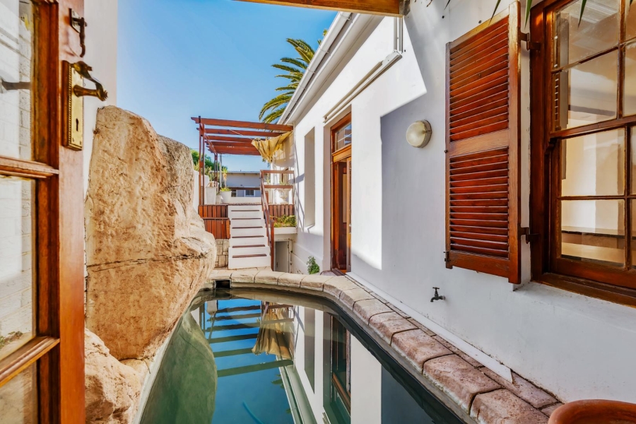 3 Bedroom Property for Sale in Tamboerskloof Western Cape